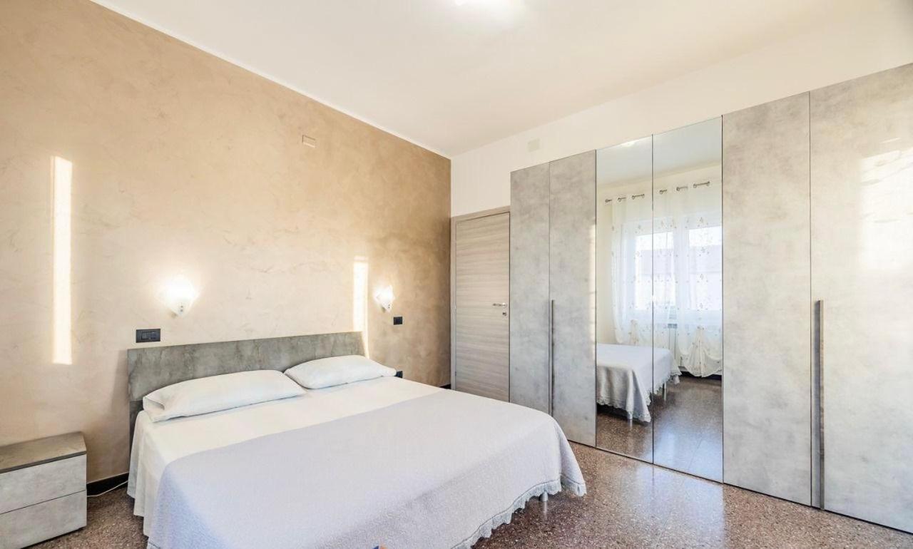 Apartamento Ad Un Passo Dal Mare Savona Exterior foto